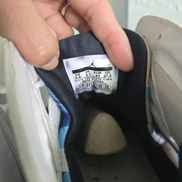 Nike Air Jordan 7 Retro French Blue Sneakers - Picture 5 of 5